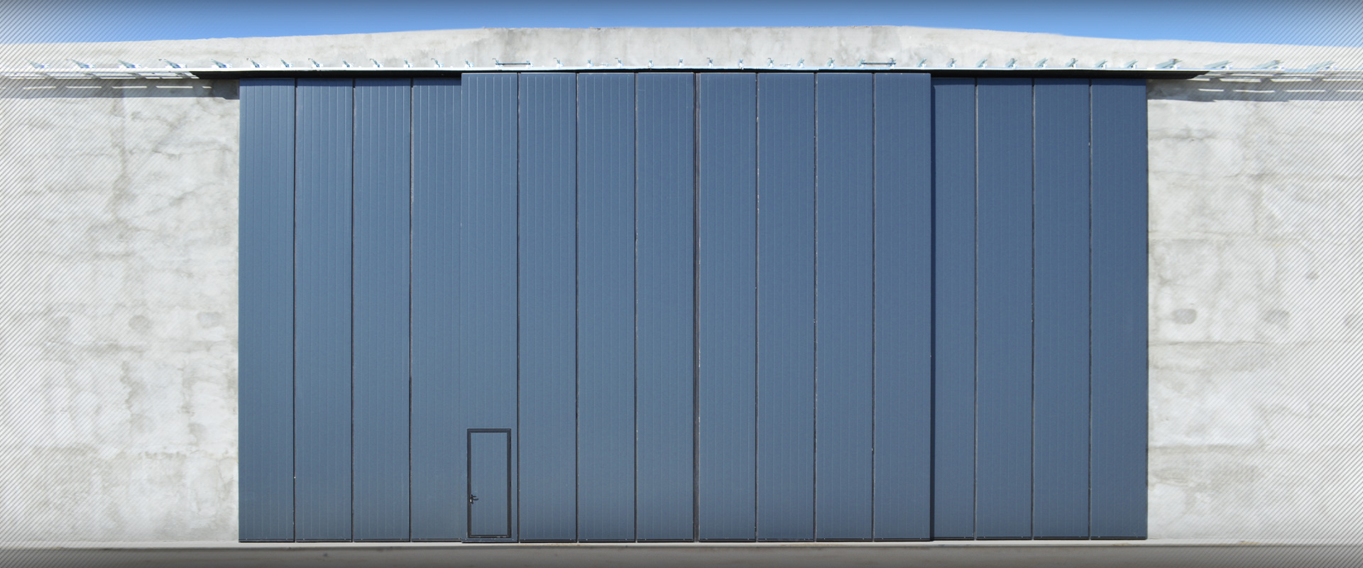 flux sliding industrial doors