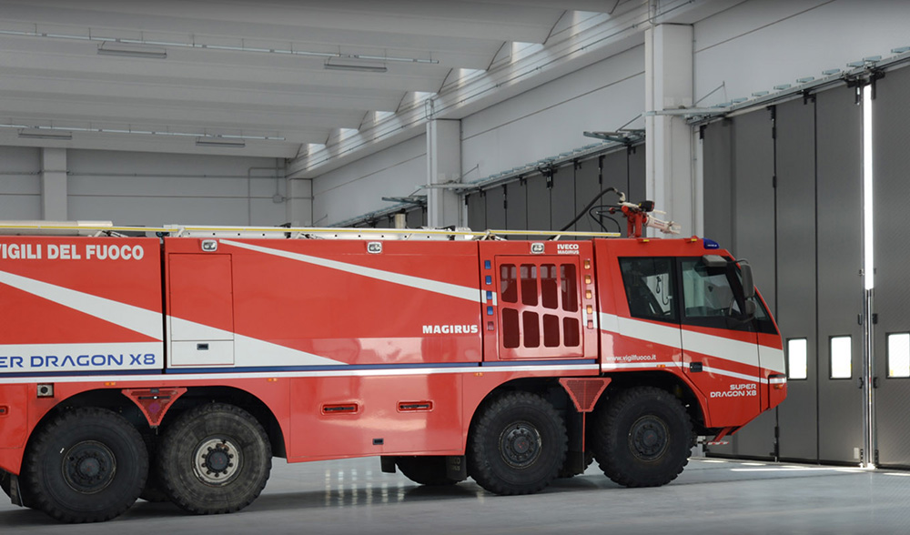 industrial door installation & servicing for emergency services