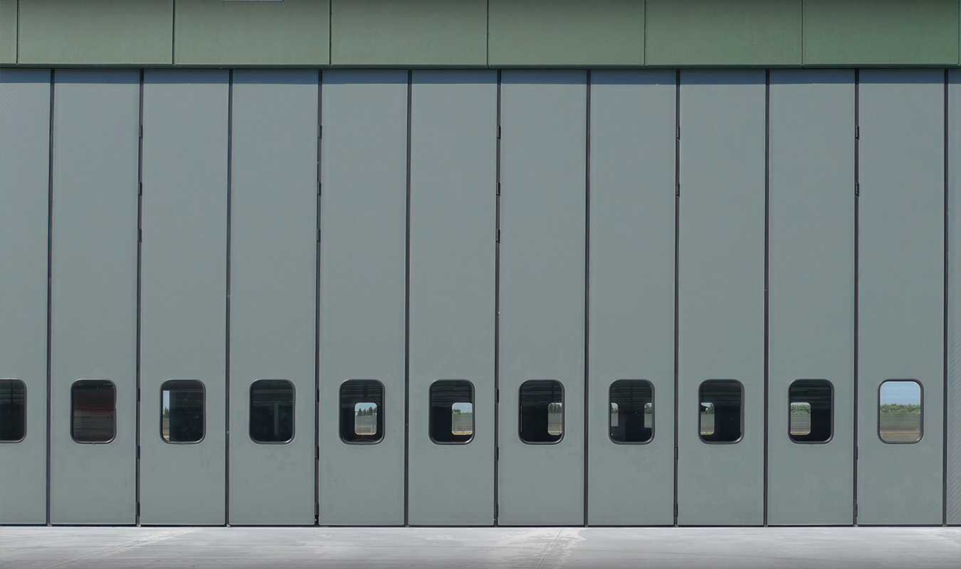 insulated sliding & folding industrial doors