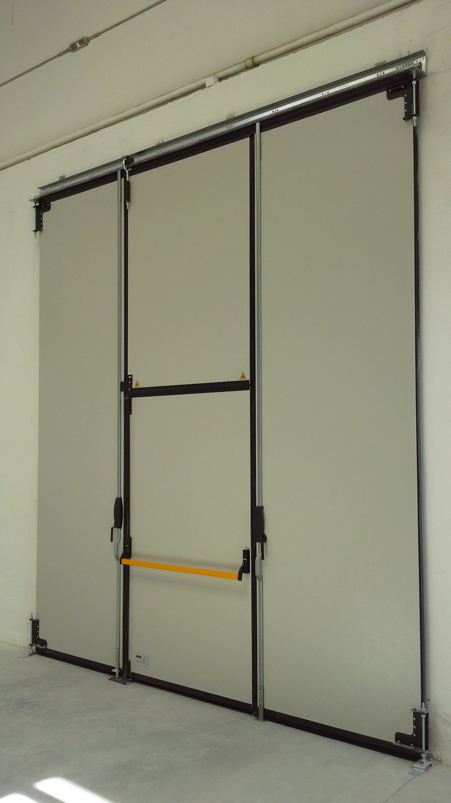 industrial doors for warehouses