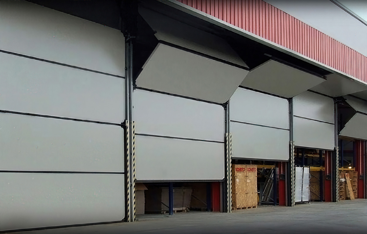 picture of a vertigo folding door opening